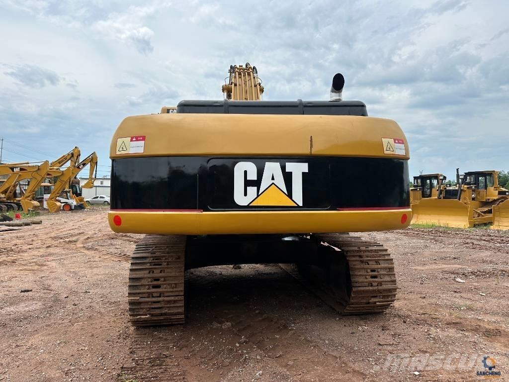 CAT 330CL Roomikekskavaatorid