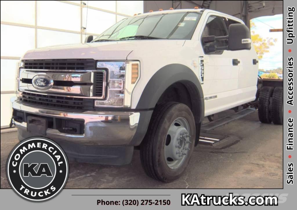 Ford F 550 XLT SD Raamautod
