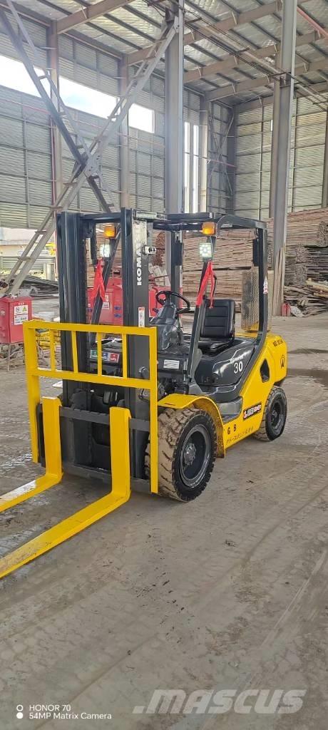 Komatsu FD 30 T-17 Diiseltõstukid