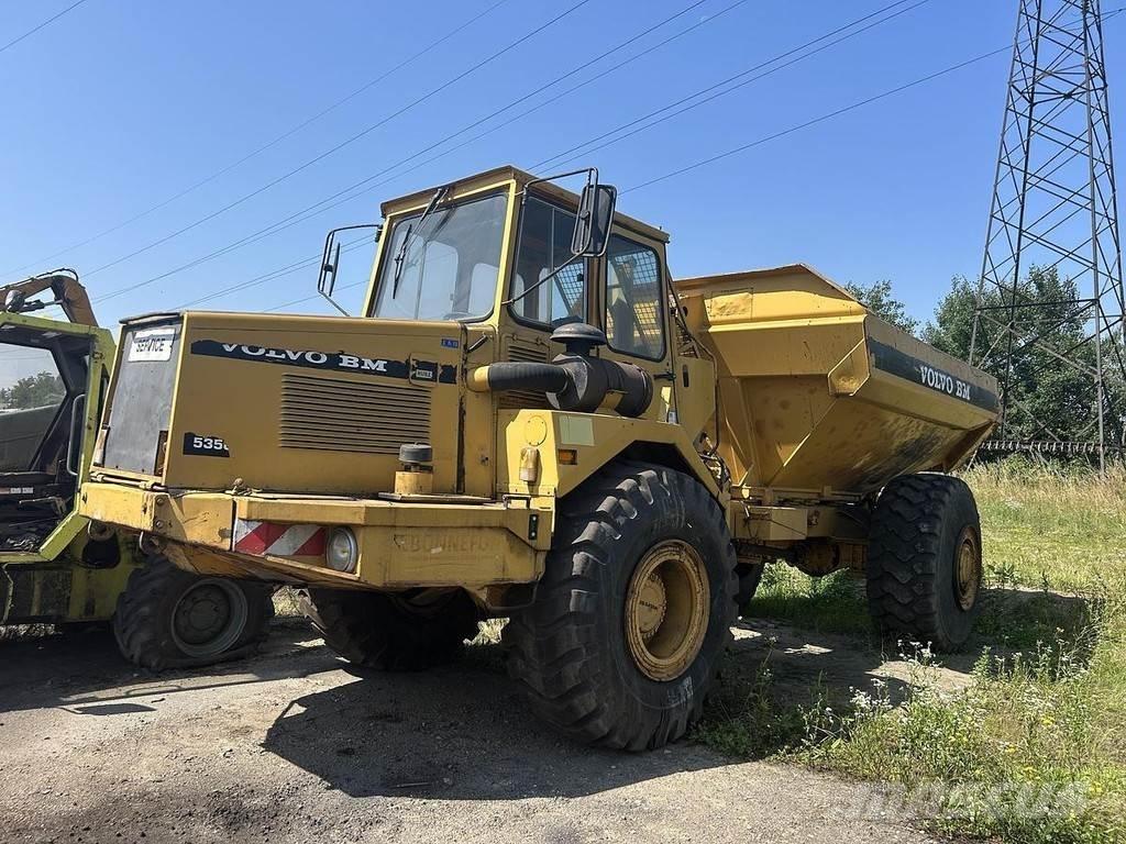 Volvo A25BM Liigendraamiga pinnaseveokid