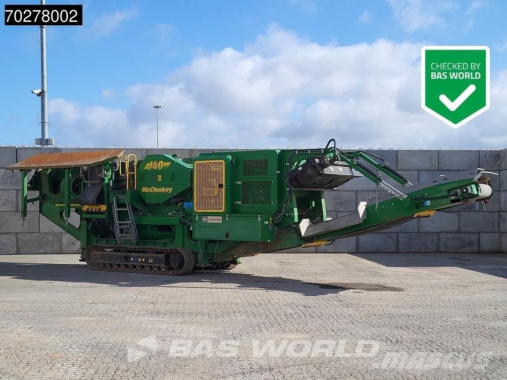 McCloskey J40 V2 Iseliikuvad purustid