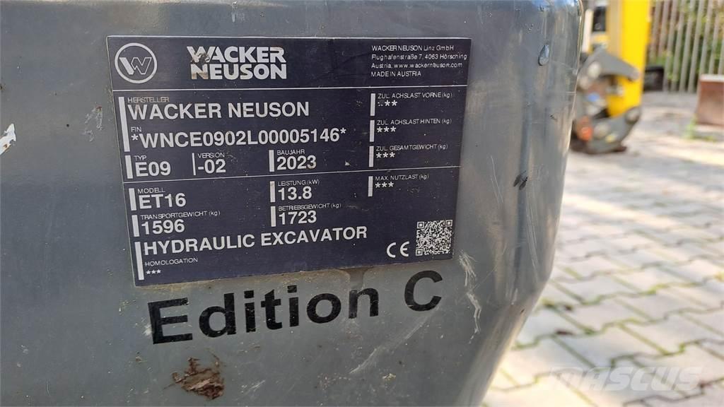 Wacker Neuson ET16 Roomikekskavaatorid