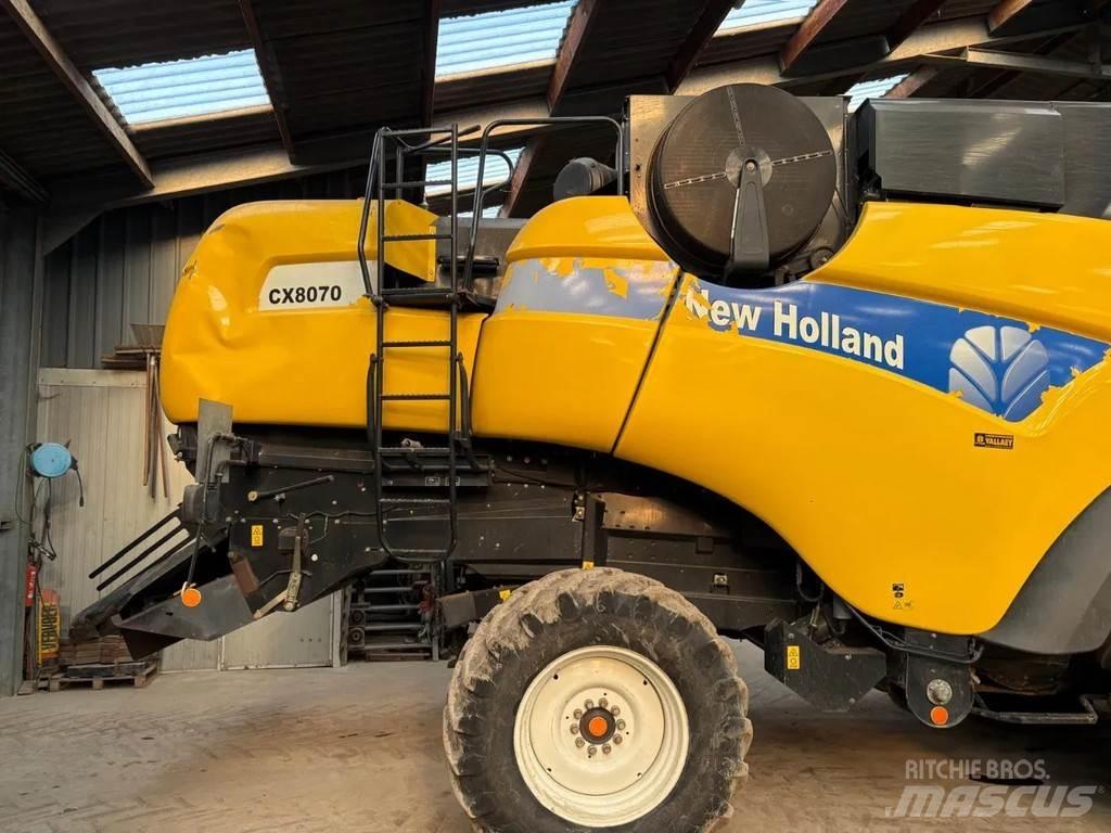 New Holland CX8070 Teraviljakombainid