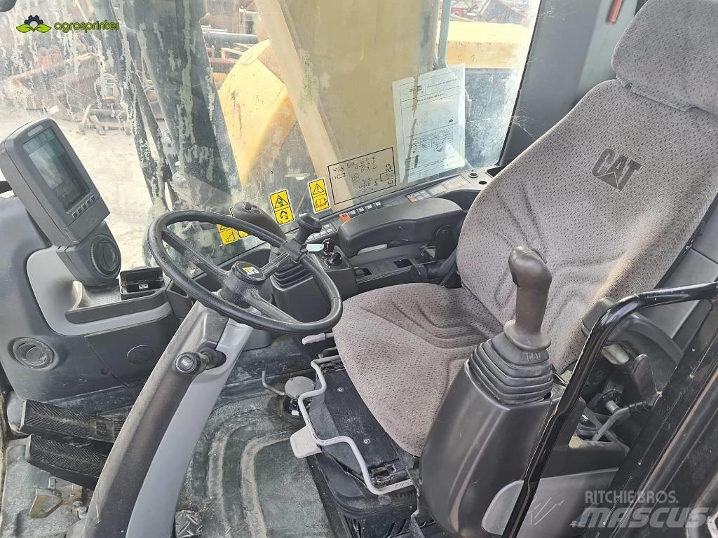 CAT M 315 D Ratasekskavaatorid