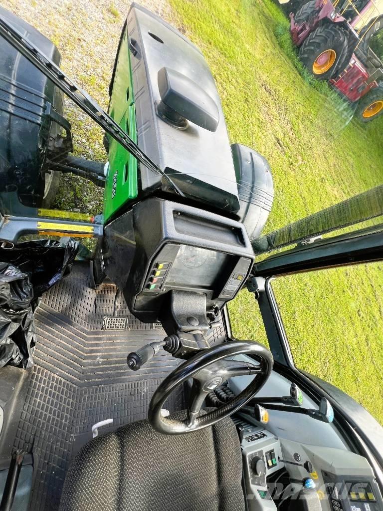 Valtra 8450 Traktorid