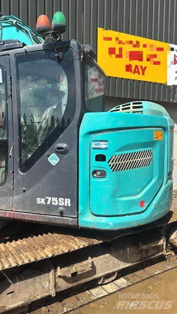 Kobelco SK 75 SR Väikeekskavaatorid 7t-12t
