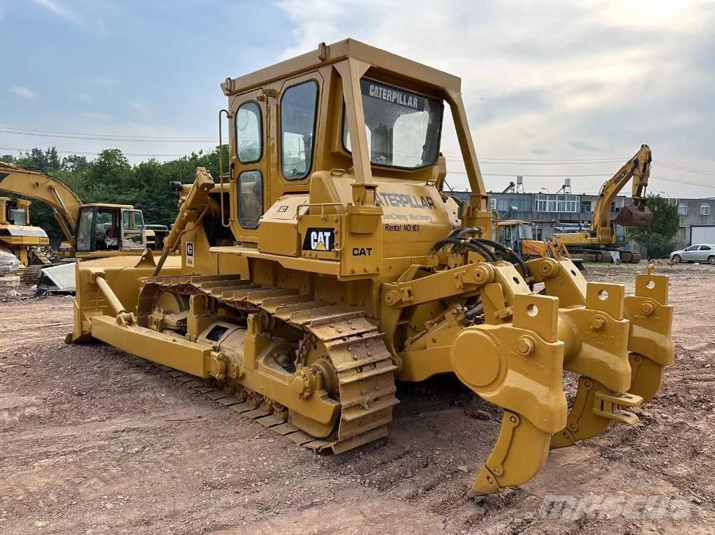 CAT D7G Buldooserid