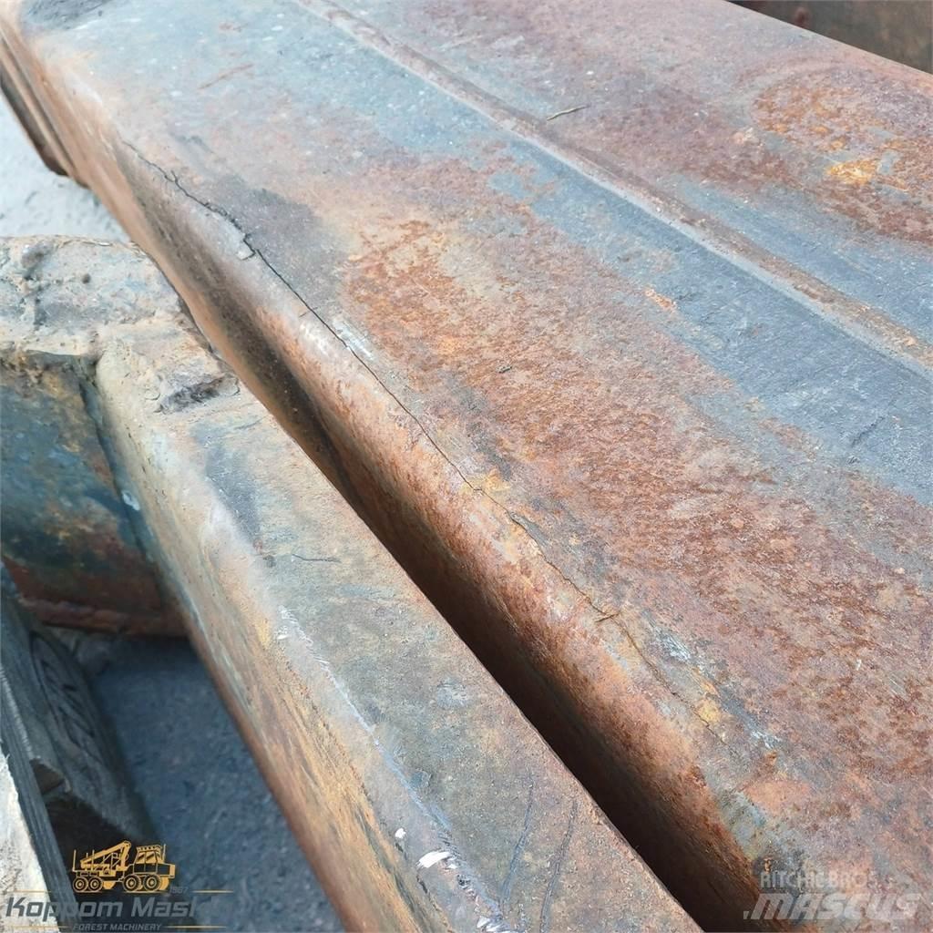 Loglift 111 Forvarderi kraanad