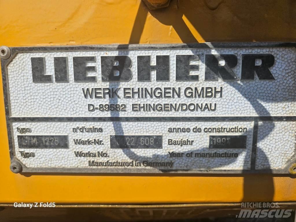 Liebherr LTM1225 Maastikutõstukid