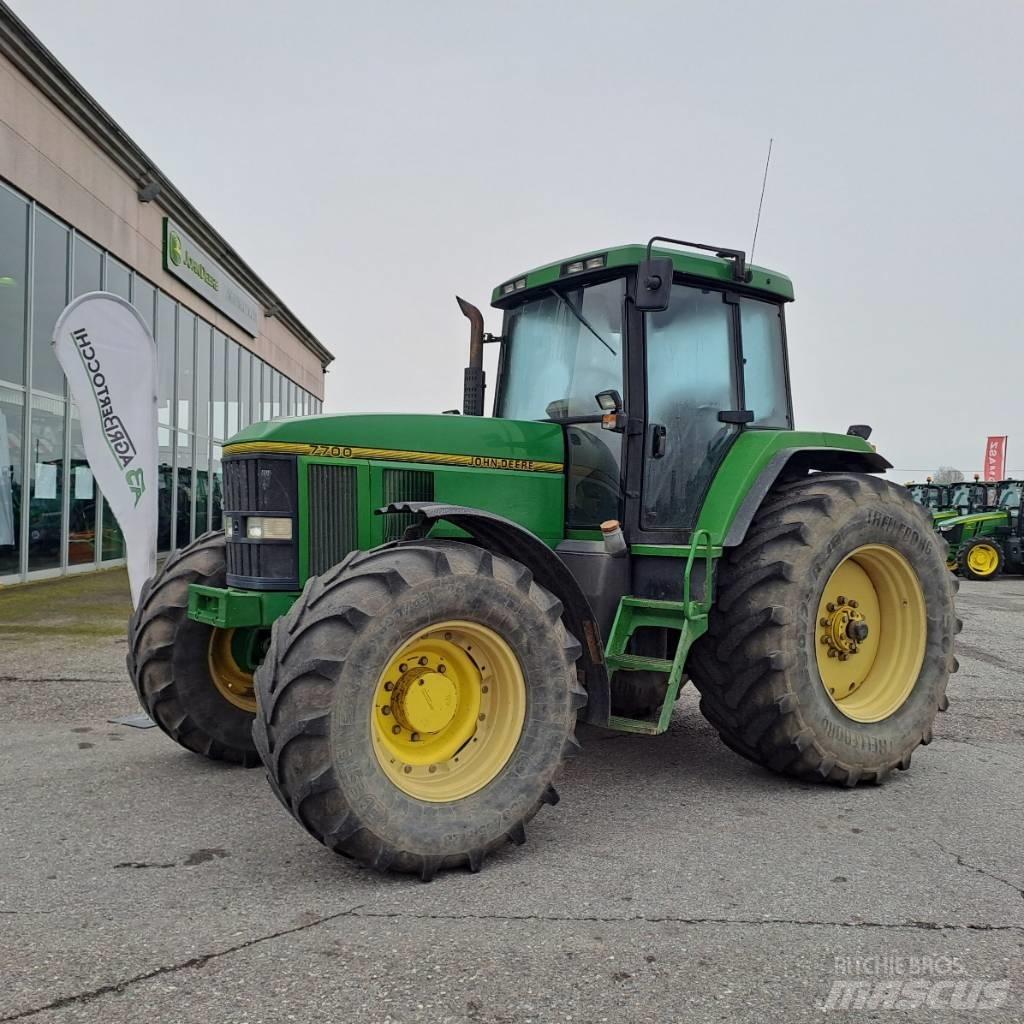John Deere 7700 Traktorid
