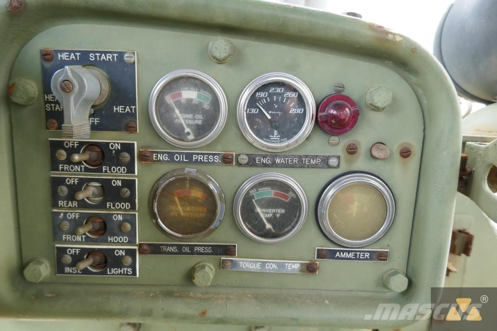 CAT D7F Ex-army Buldooserid