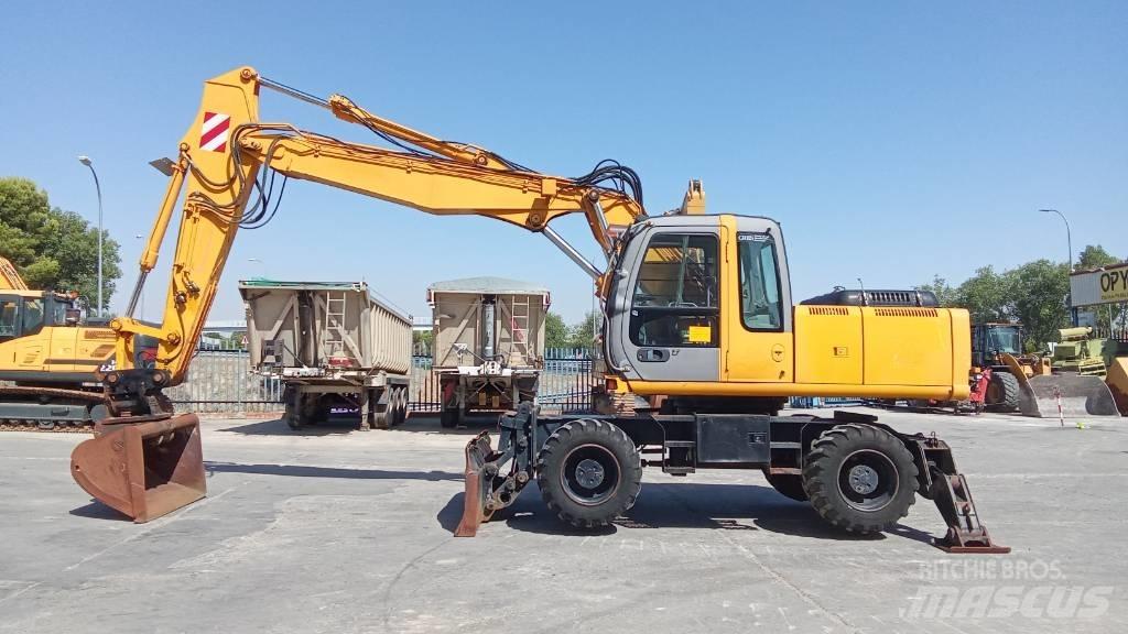 Hitachi ZX 180 W Ratasekskavaatorid