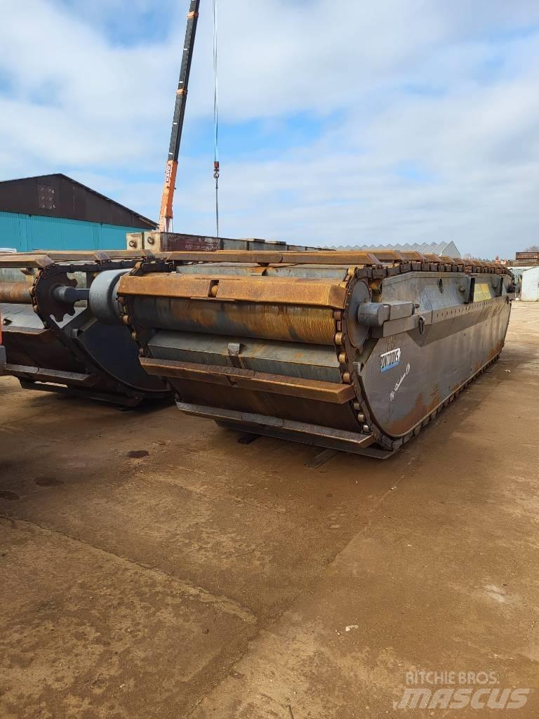Volvo 210CLR Amfiib ekskavaatorid