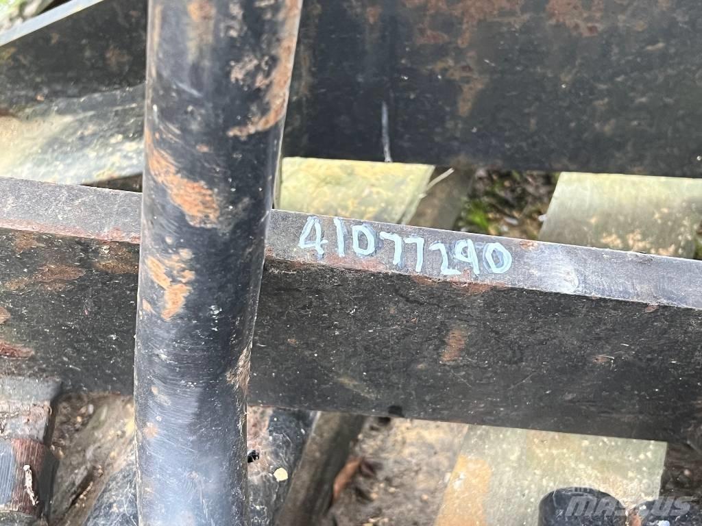 JCB Q FIT FORKS Muud laadimise ja kaevamise seadmed
