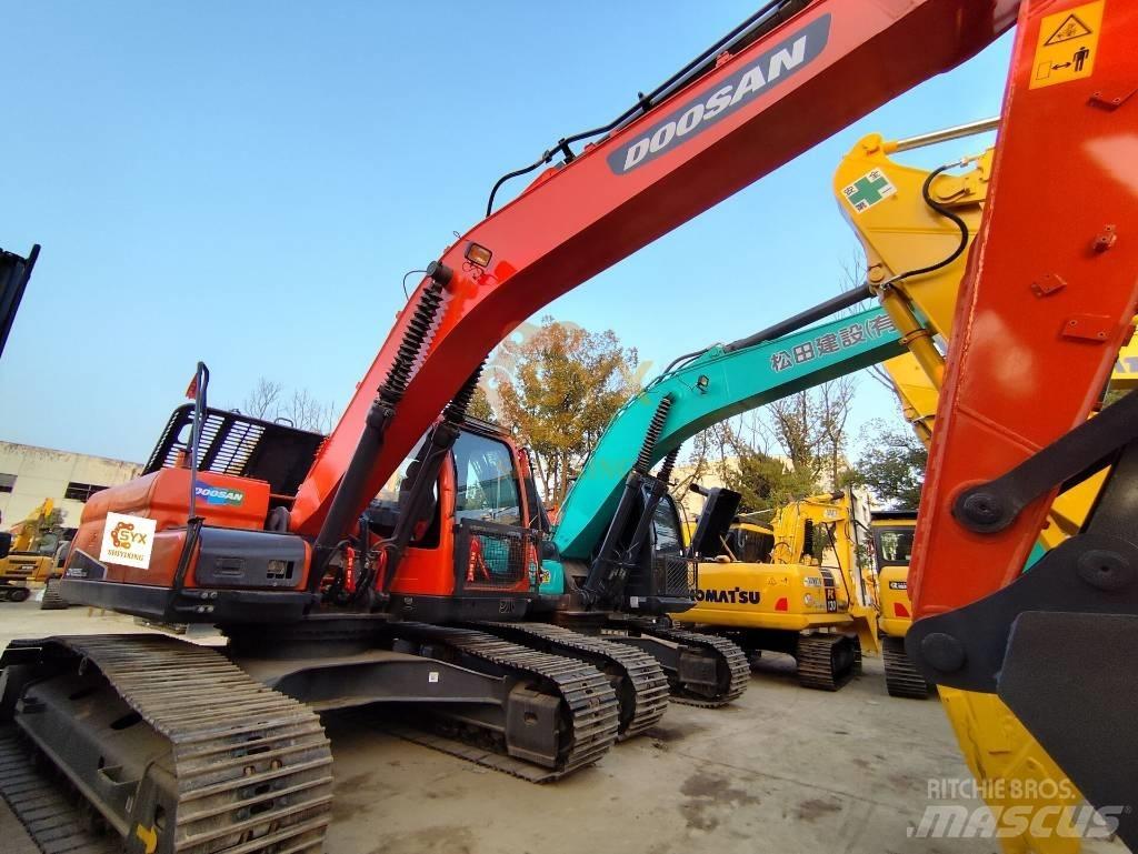 Doosan DX 225 LC Roomikekskavaatorid