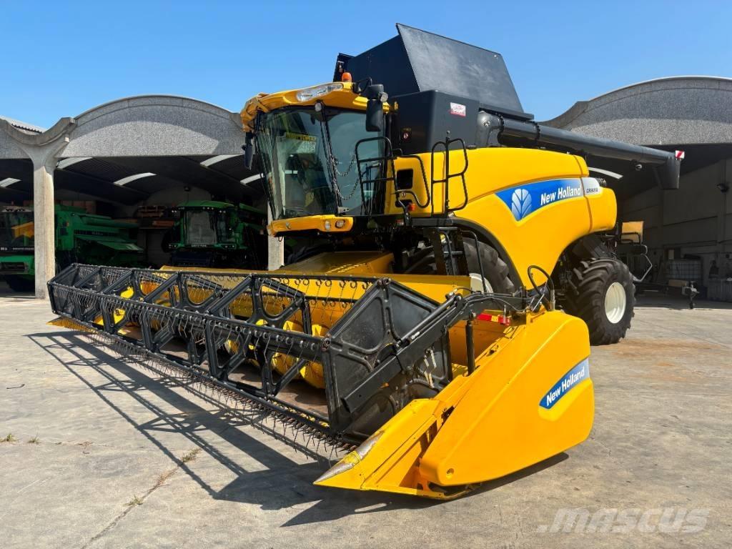 New Holland CR 9090 Teraviljakombainid