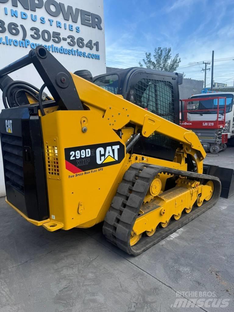 CAT 299 D 2 XHP Kompaktlaadurid
