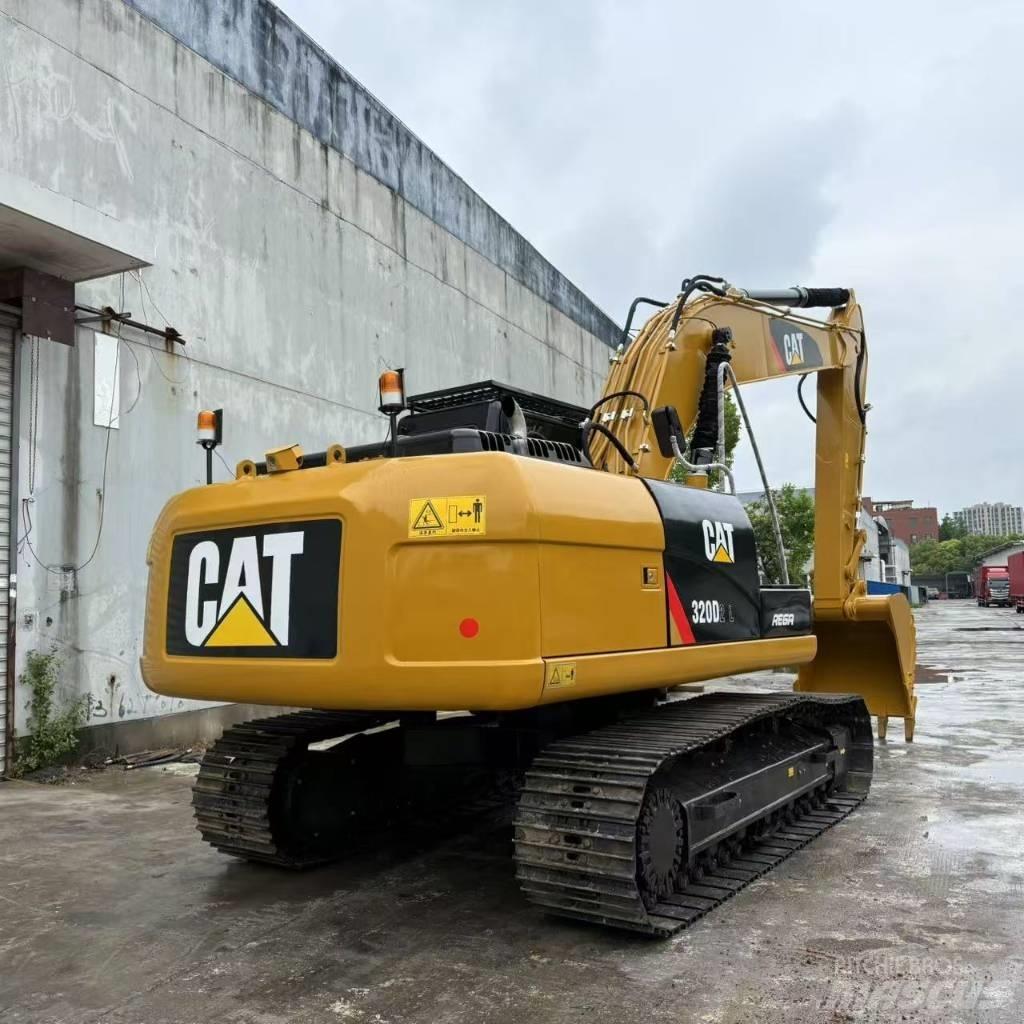 CAT 320 D Roomikekskavaatorid