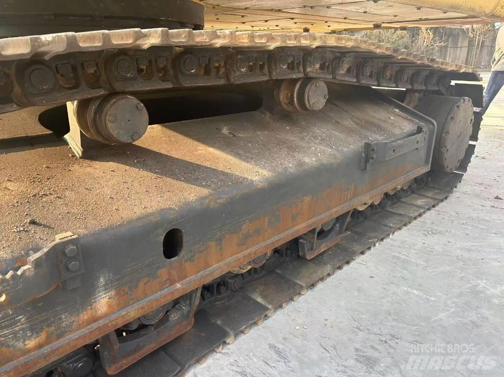 Komatsu PC 400-8 R Roomikekskavaatorid