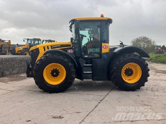 JCB (21007788) FT 4220 Traktorid