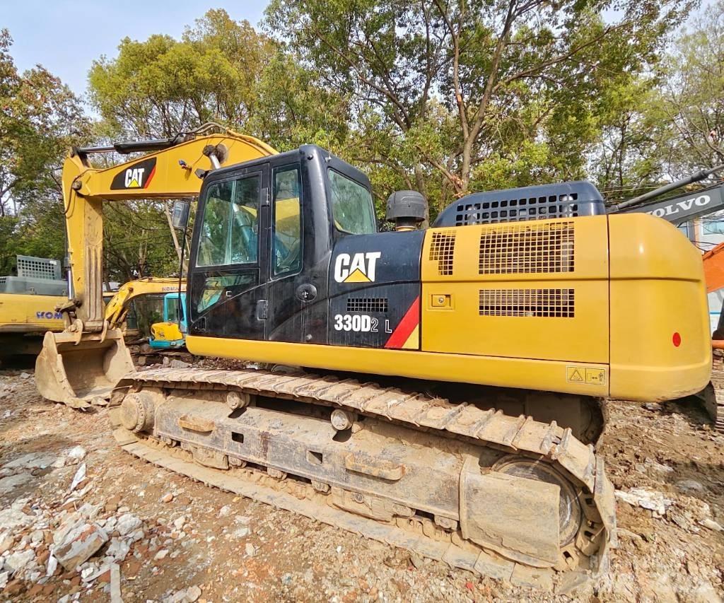 CAT 330 D Roomikekskavaatorid