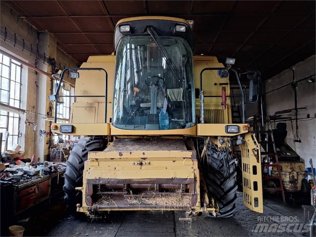 New Holland TX66 Muu