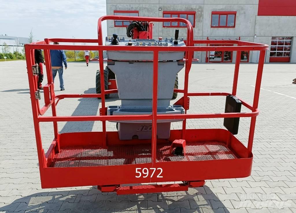 JLG E 600 JP Iseliikuvad poomtõstukid