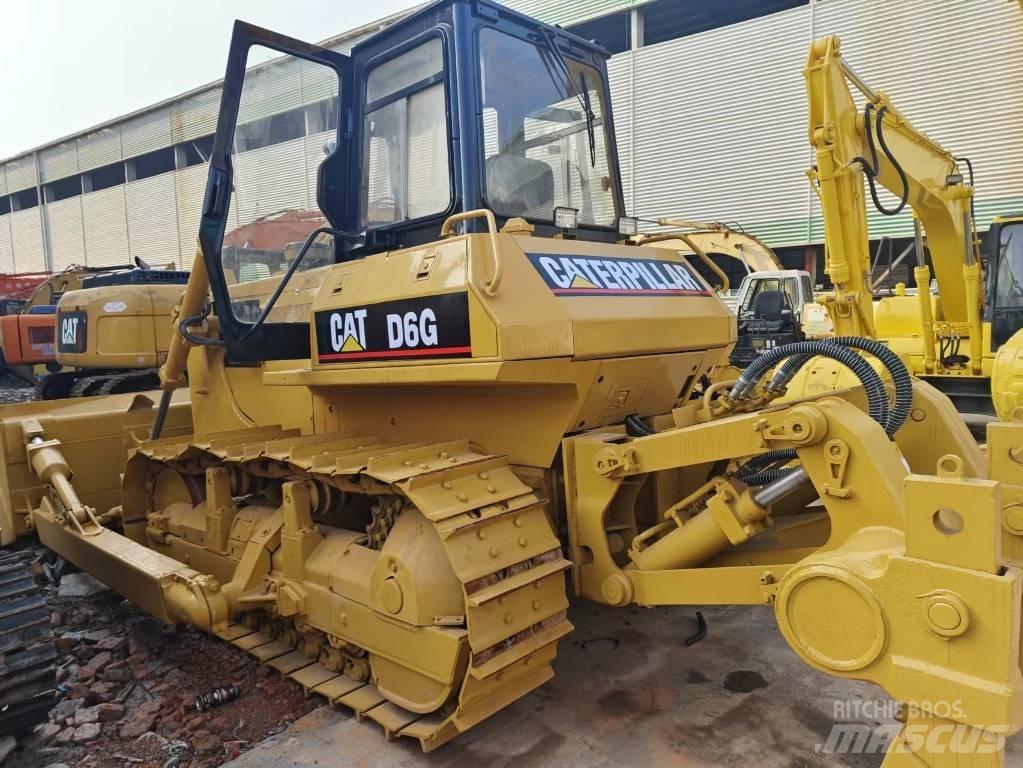 CAT D 6 G Buldooserid