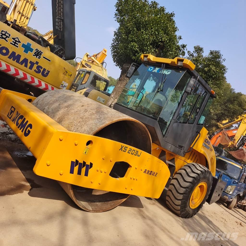 XCMG XS 203 J Ühe trumliga rullid