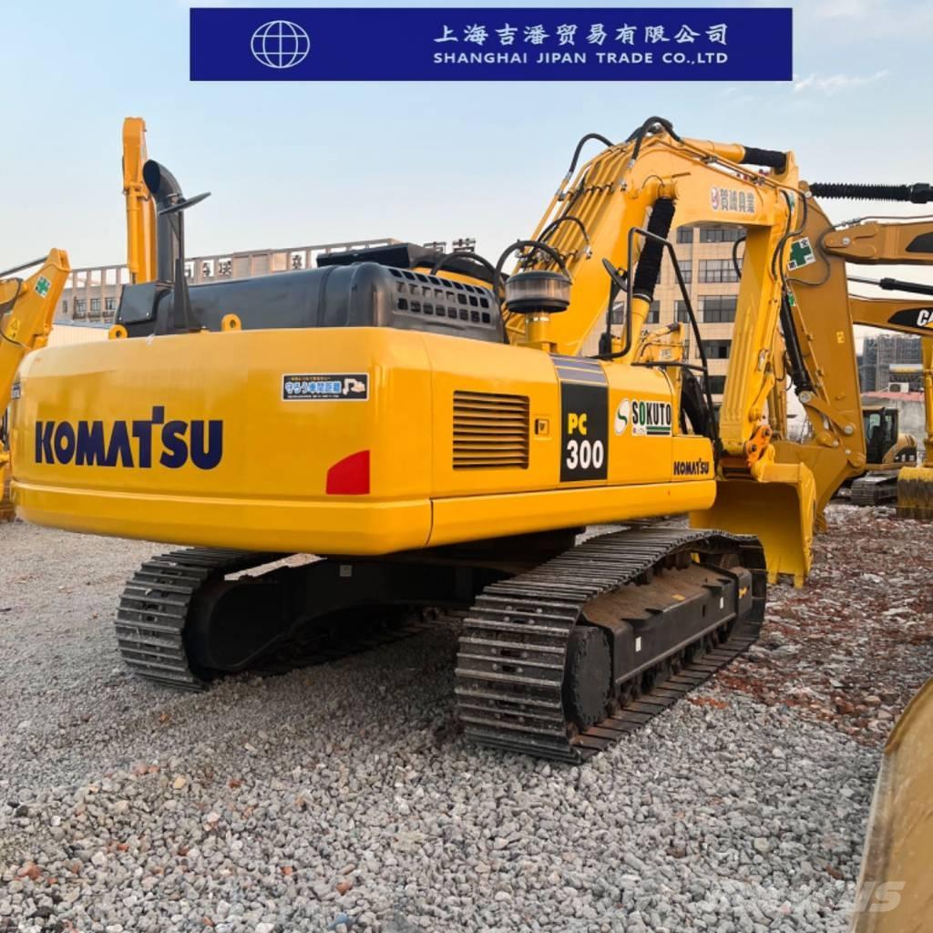 Komatsu PC 300 Roomikekskavaatorid