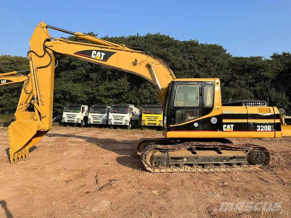 CAT 320 B Roomikekskavaatorid