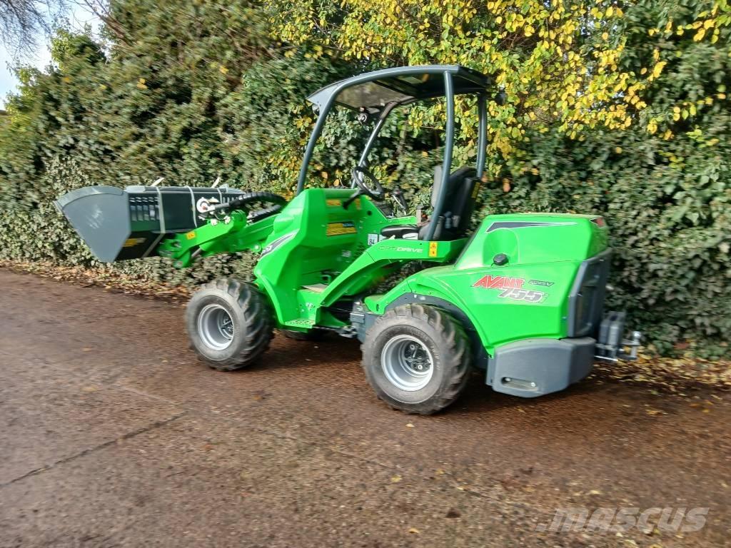  Ex Demo Avant 755i Väikelaadurid
