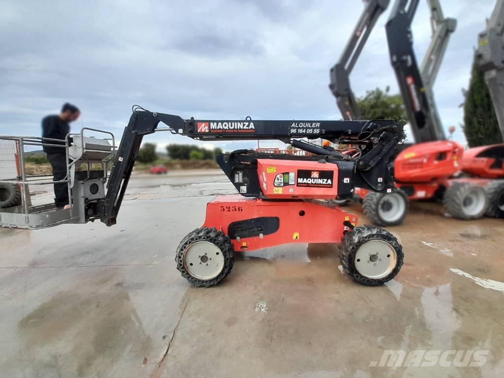 Manitou ManGo 12 Iseliikuvad poomtõstukid