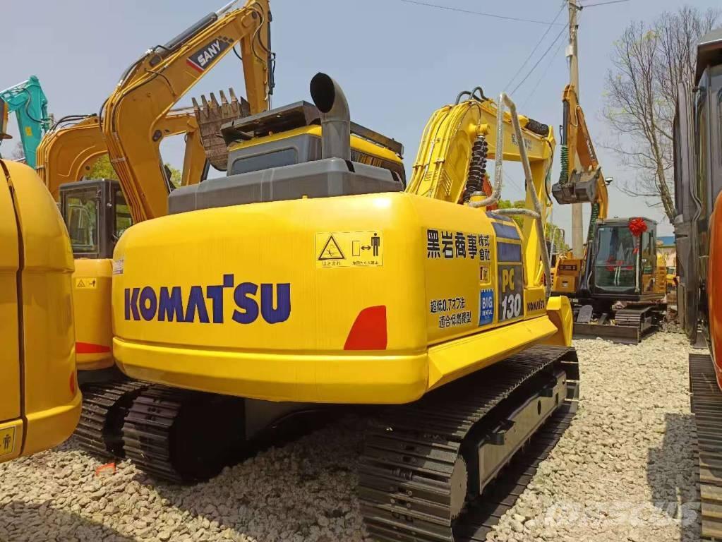 Komatsu PC 130-8 Roomikekskavaatorid