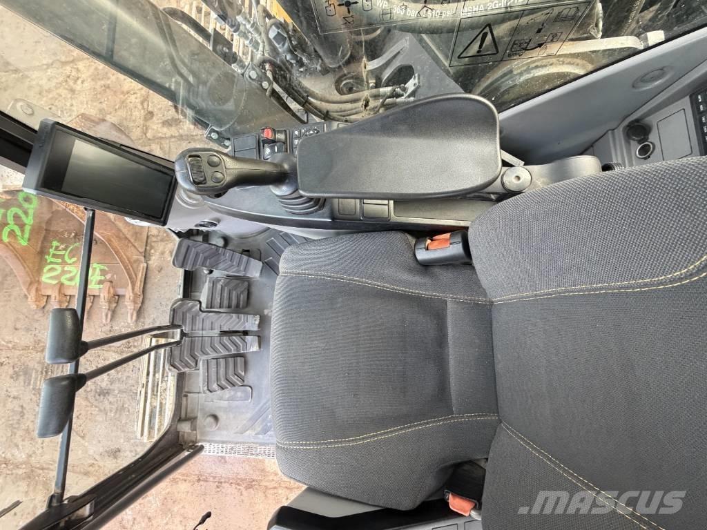 Volvo EC 220 EL Roomikekskavaatorid