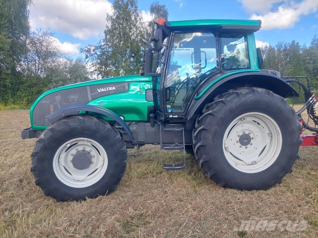 Valtra T 171 H Traktorid