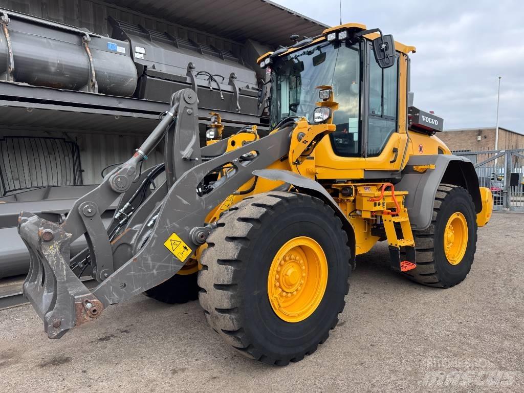 Volvo L90H Rataslaadurid