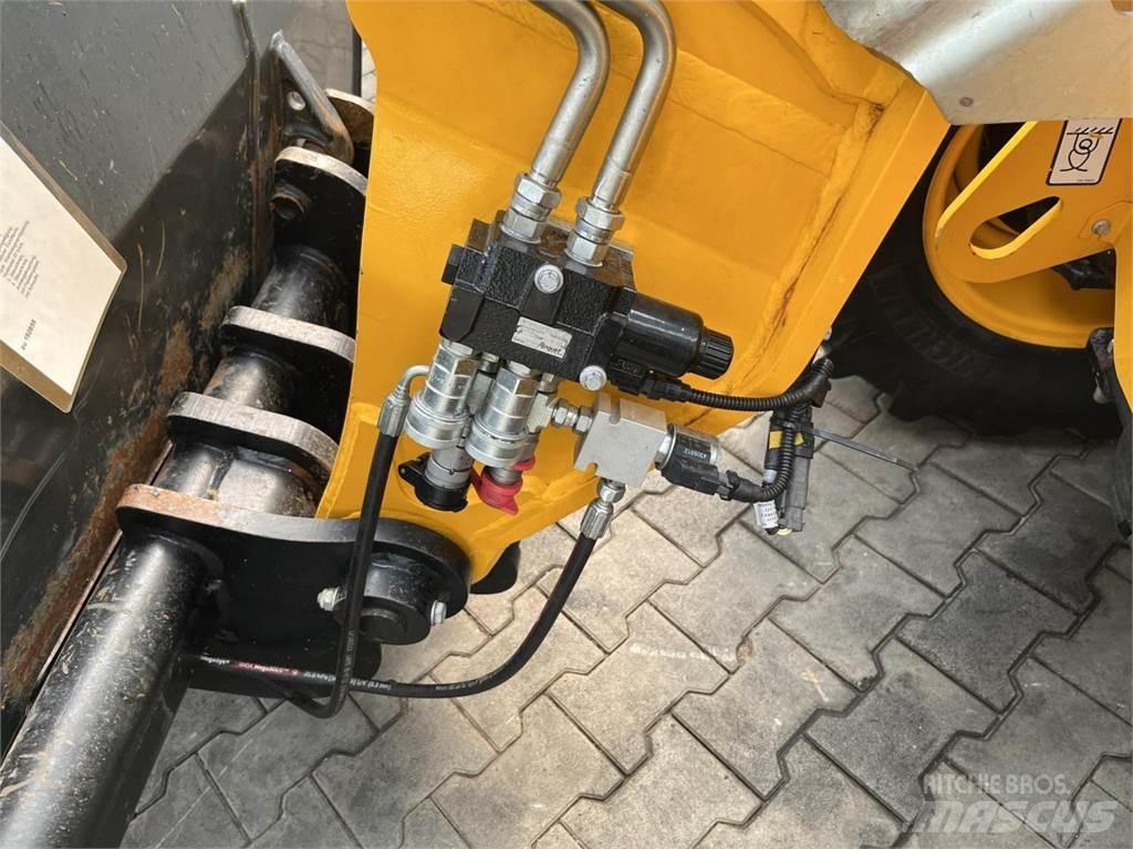 JCB 525-60 Hi Viz Põllumajanduslikud teleskoopkäitlejad