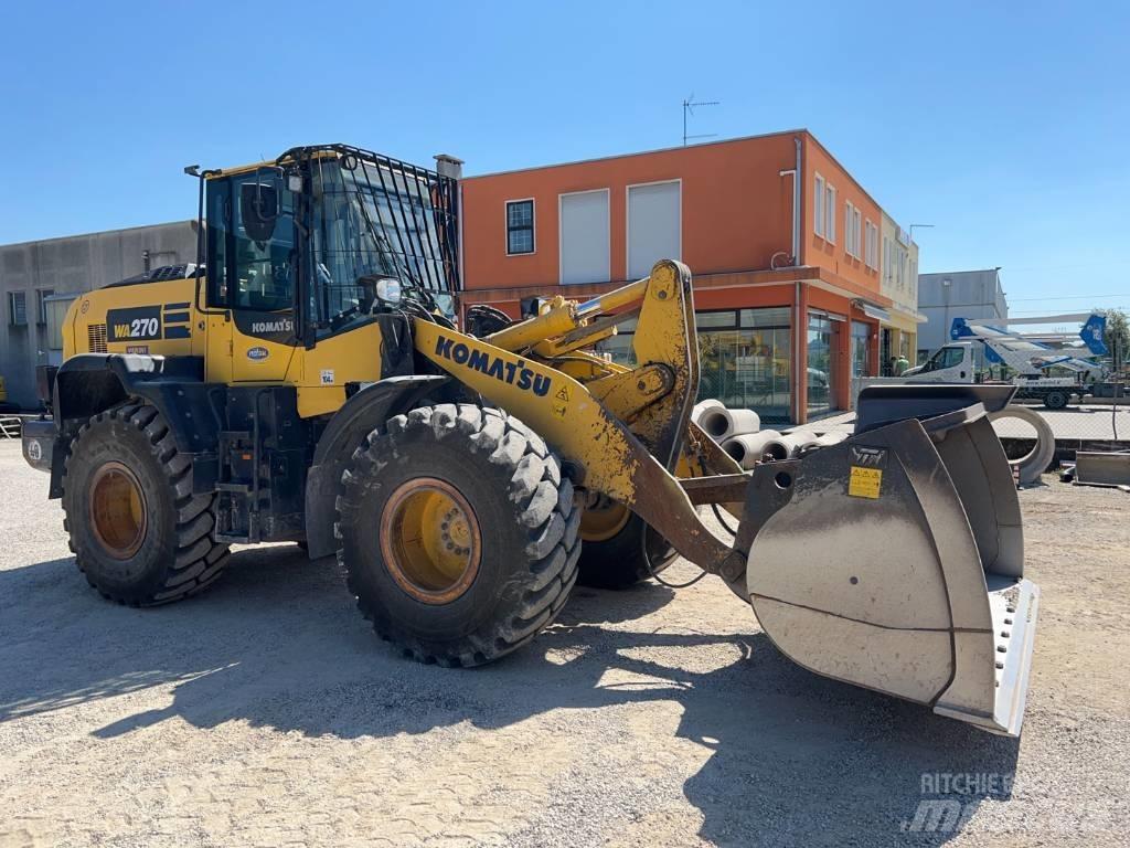 Komatsu WA 270-8 Rataslaadurid