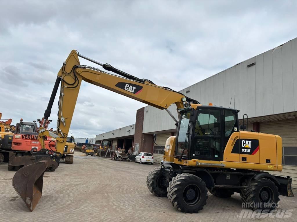 CAT M 318 F Ratasekskavaatorid