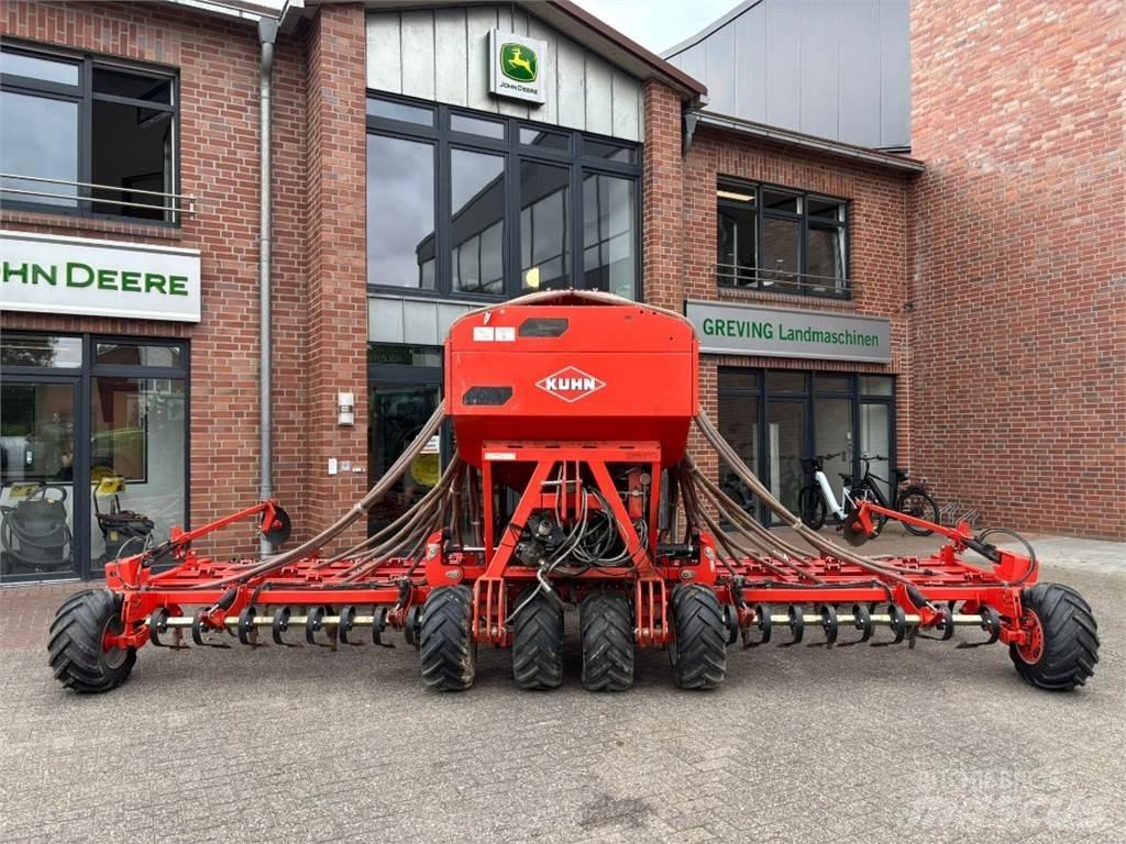 Kuhn Megant 600 Muud põllumajandusmasinad