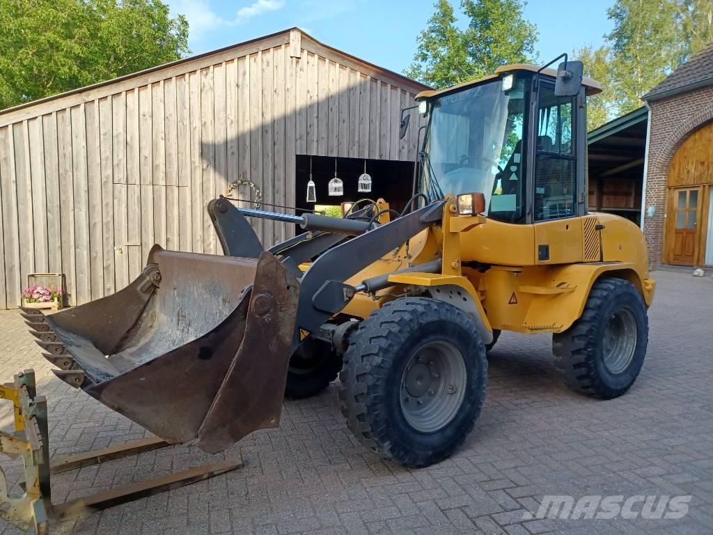 Volvo L 30 B Rataslaadurid