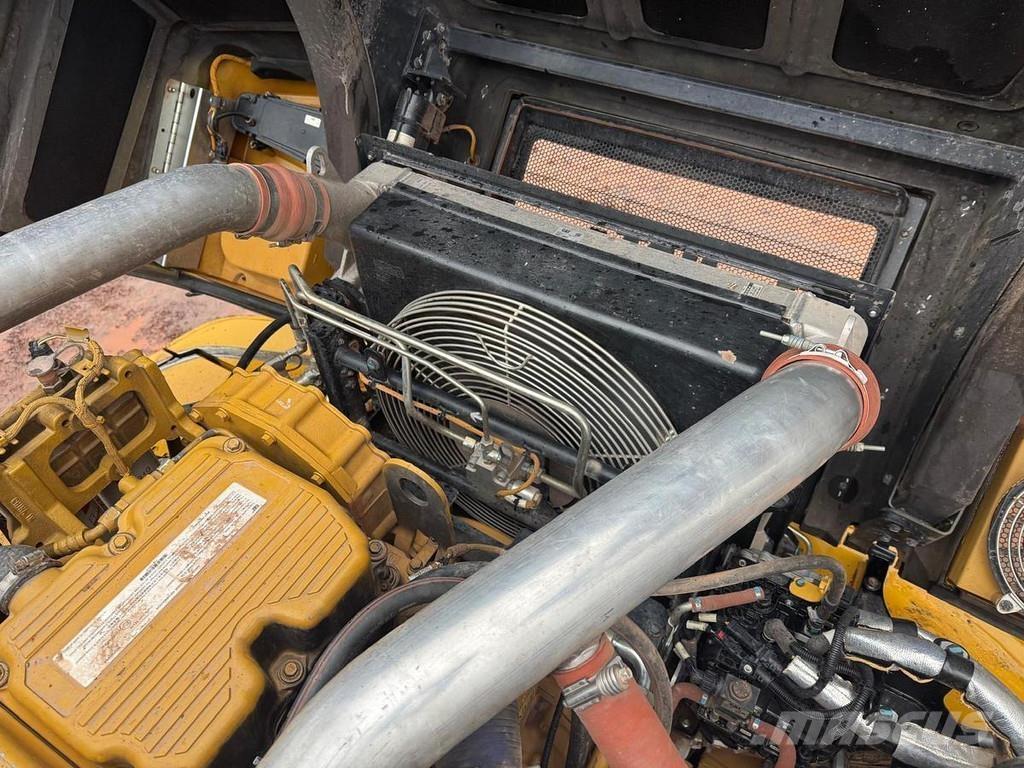 CAT 745C Kommunaalteenuste tehnika