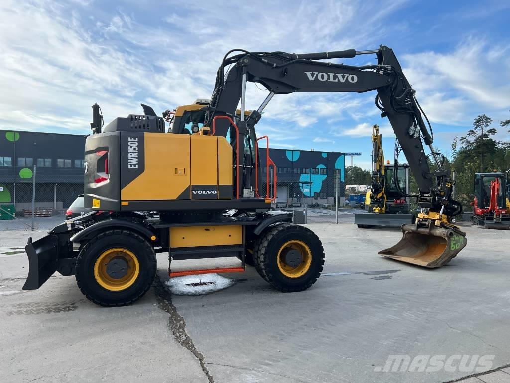 Volvo EWR150E Ratasekskavaatorid