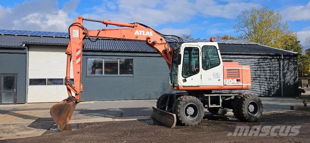 Atlas 1304 Ratasekskavaatorid