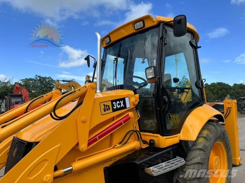 JCB 3 CX Ekskavaatorlaadurid