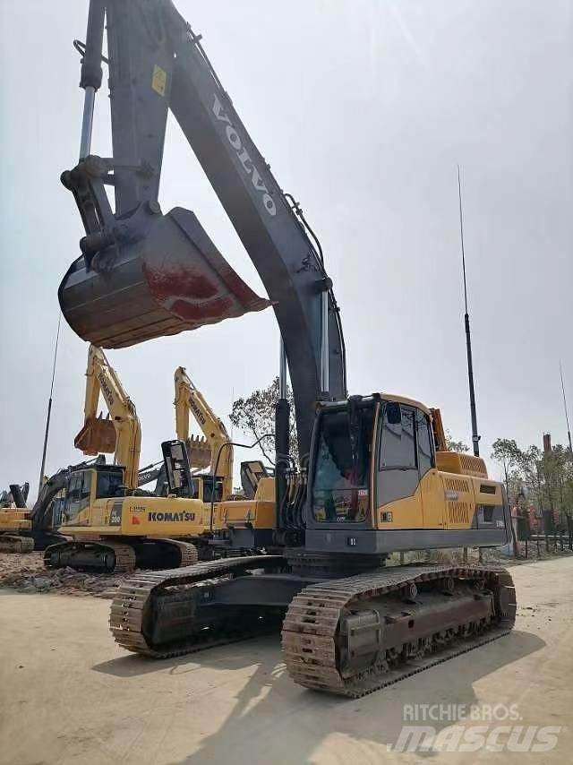 Volvo EC 380 D Roomikekskavaatorid