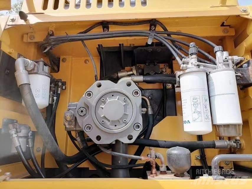 Volvo EC 380 D Roomikekskavaatorid