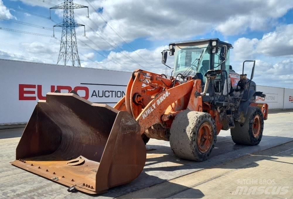 Hitachi ZW 220-6 Rataslaadurid