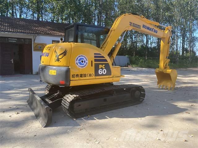Komatsu PC 60-8 Roomikekskavaatorid